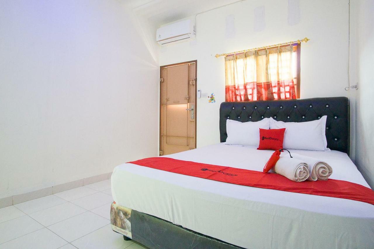Reddoorz @ Pematangsiantar 2 Hotel Buitenkant foto
